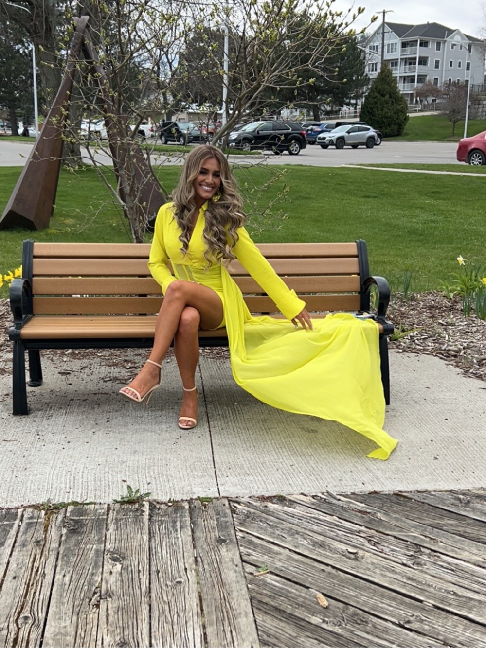Yellow Long-Train Mini Dress - Women's Elegant Evening Dress - Picture 5 of 6